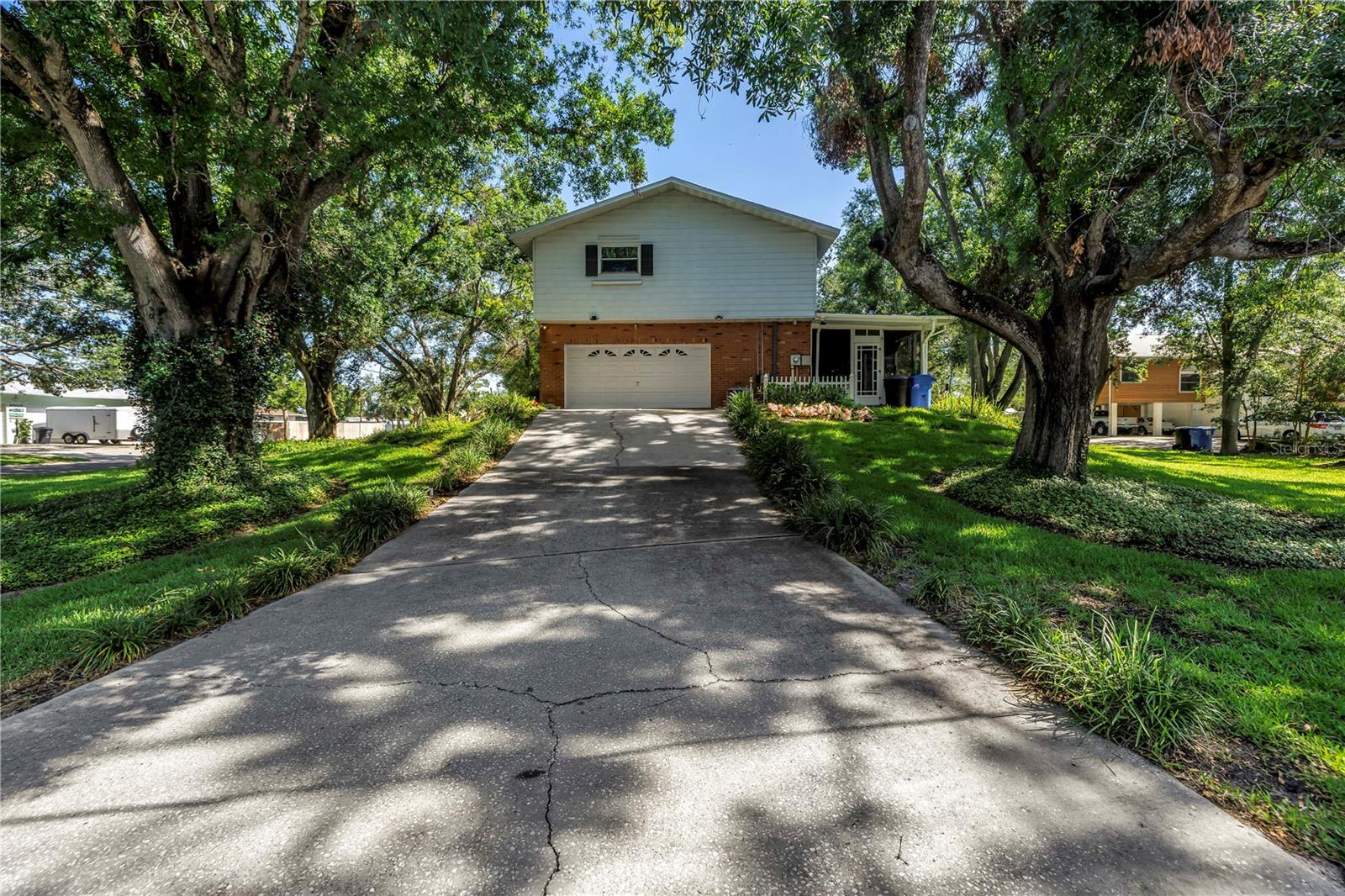 FLORIDA RIVIERA 2 - Residential