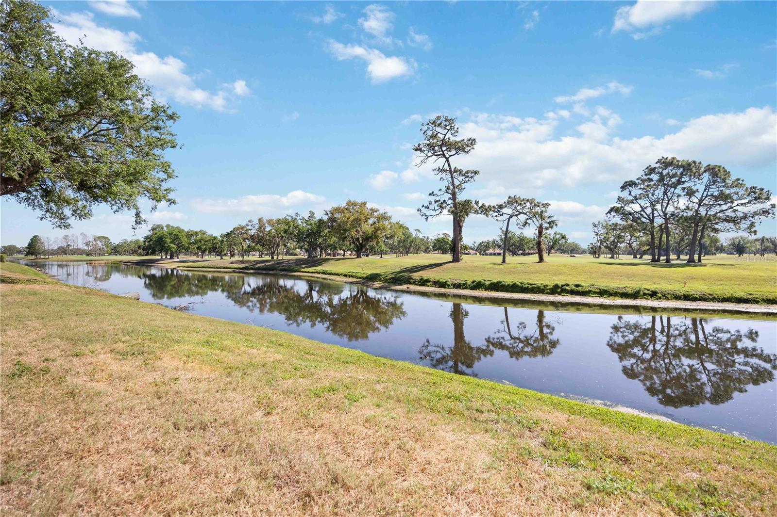 NO 1 PALM-AIRE DESOTO LAKES CC APT CONDO - Residential