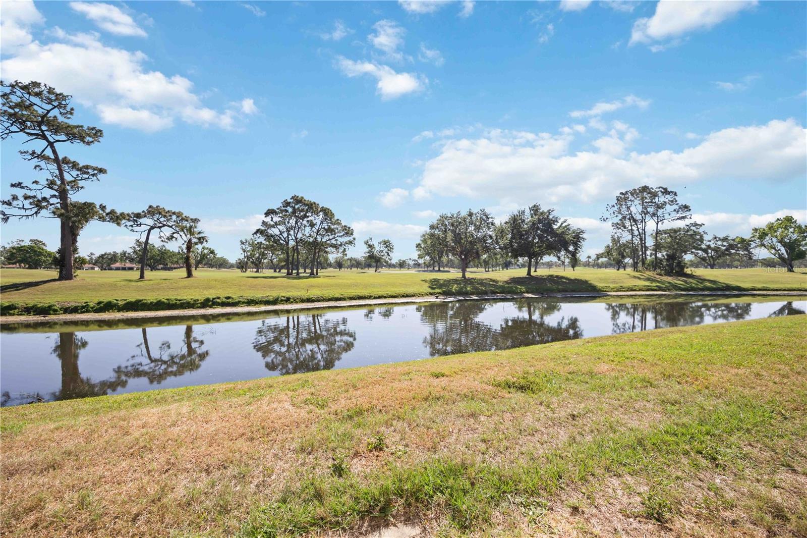 NO 1 PALM-AIRE DESOTO LAKES CC APT CONDO - Residential