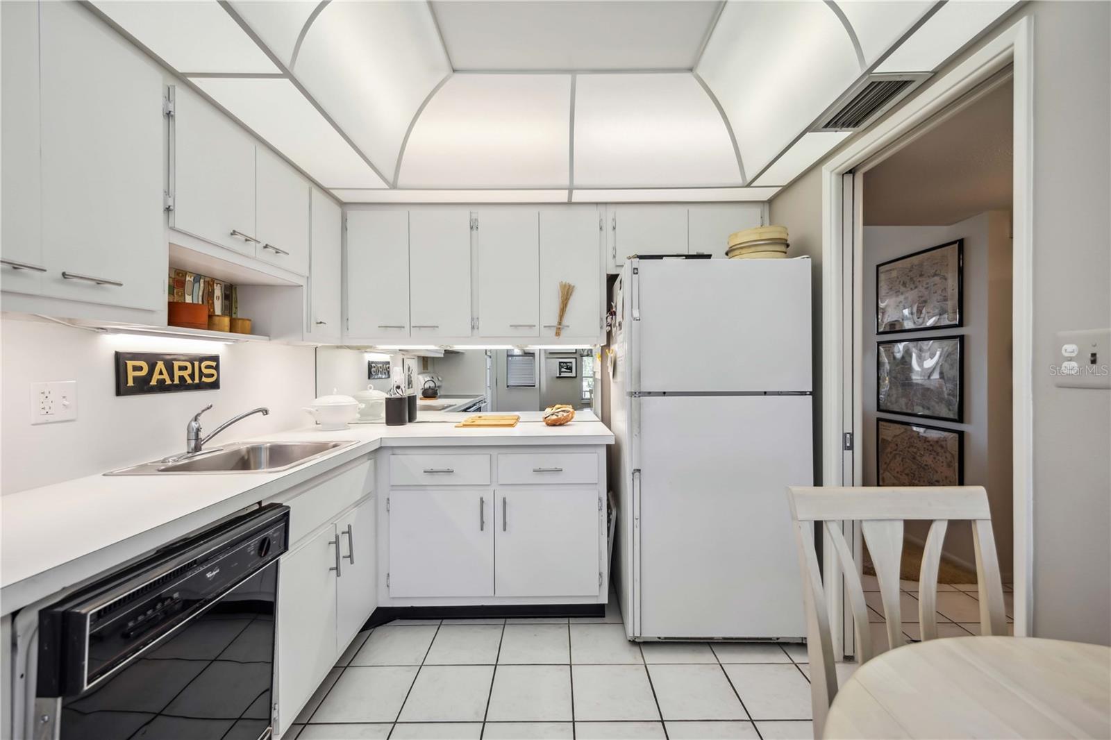 NO 1 PALM-AIRE DESOTO LAKES CC APT CONDO - Residential