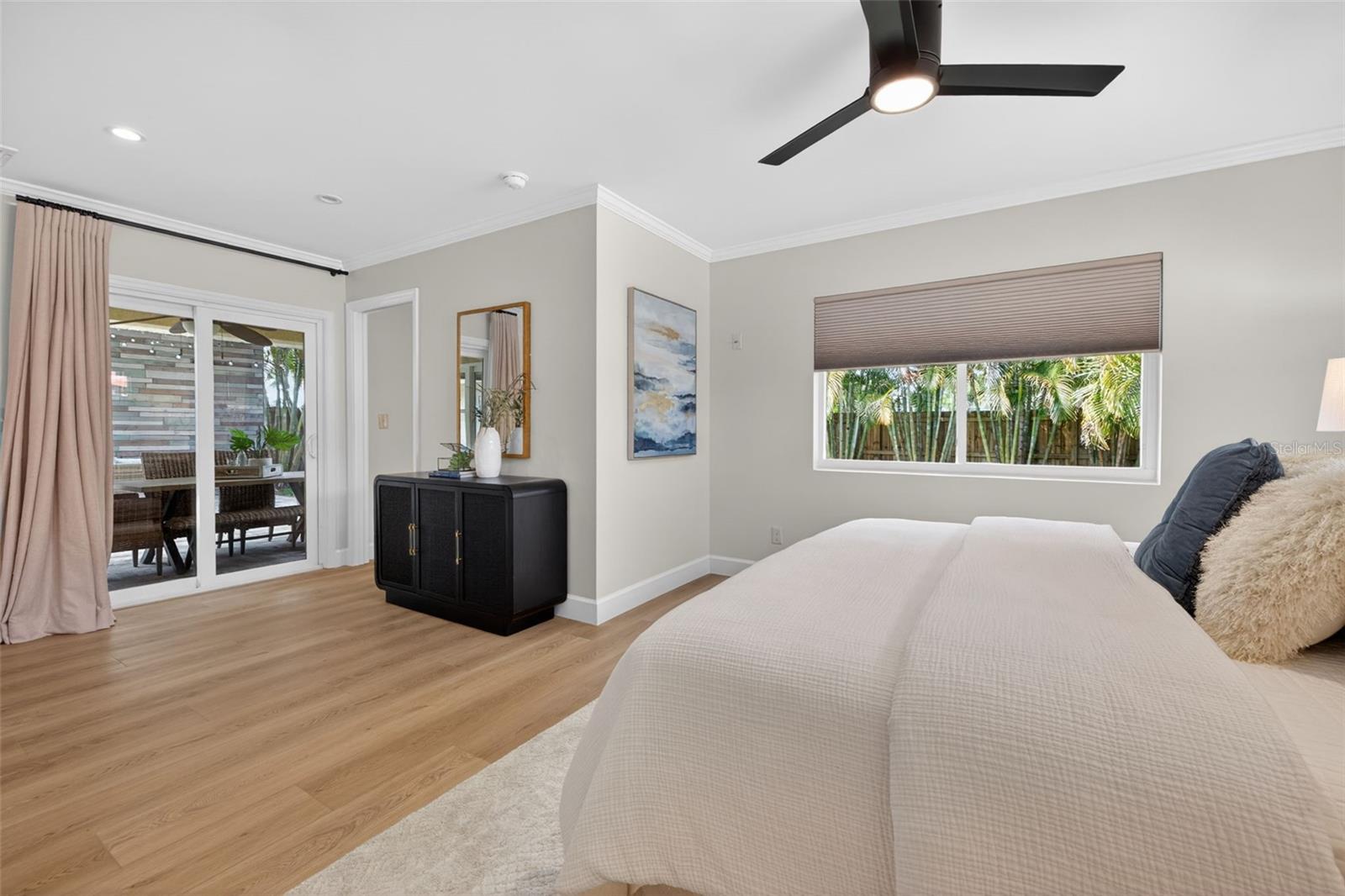 SNELL SHORES MANOR - Residential