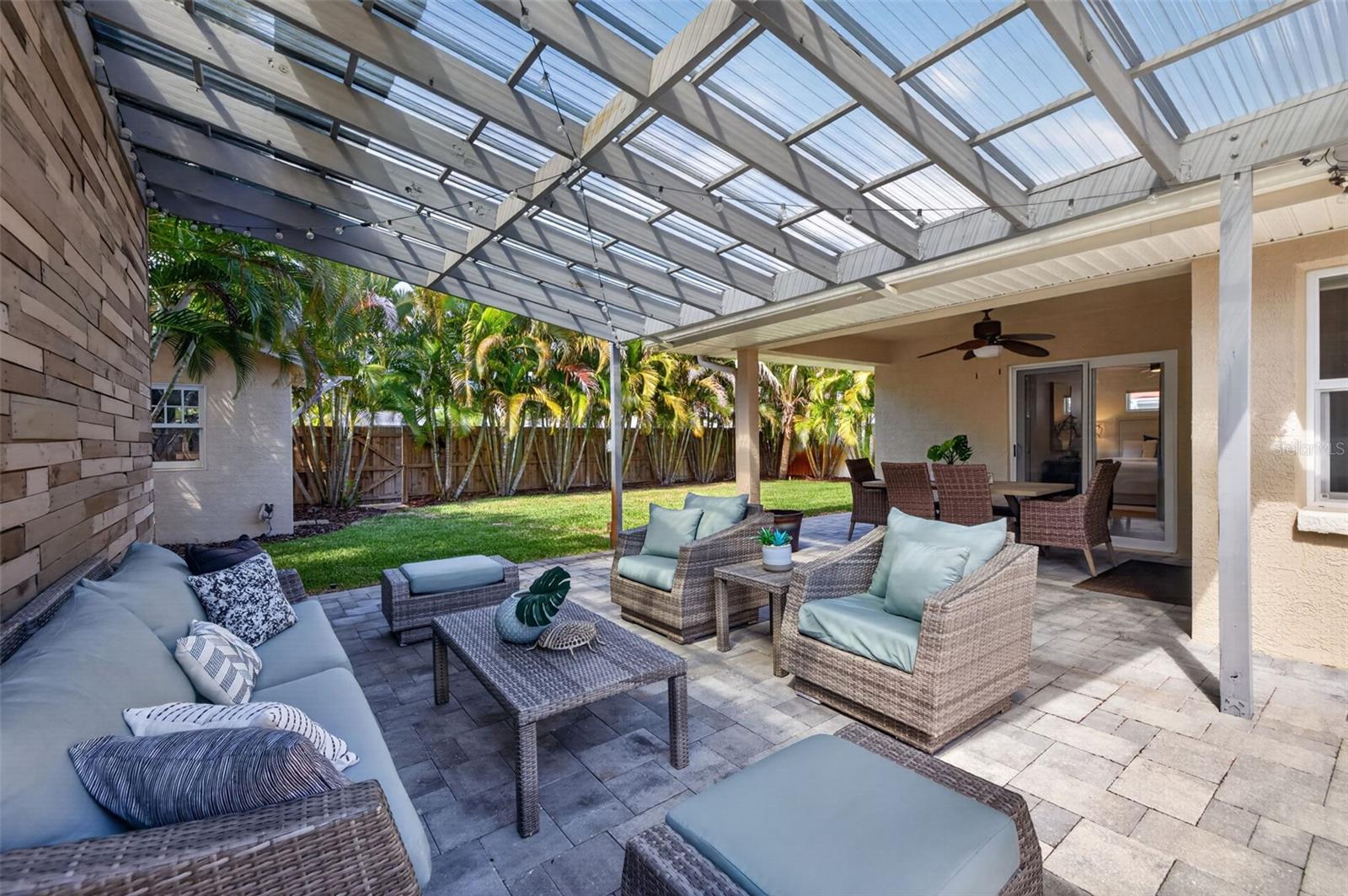 SNELL SHORES MANOR - Residential