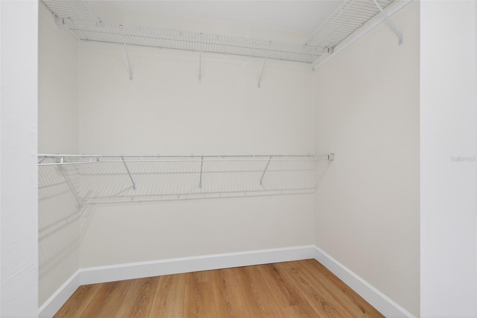 SNELL SHORES MANOR - Residential