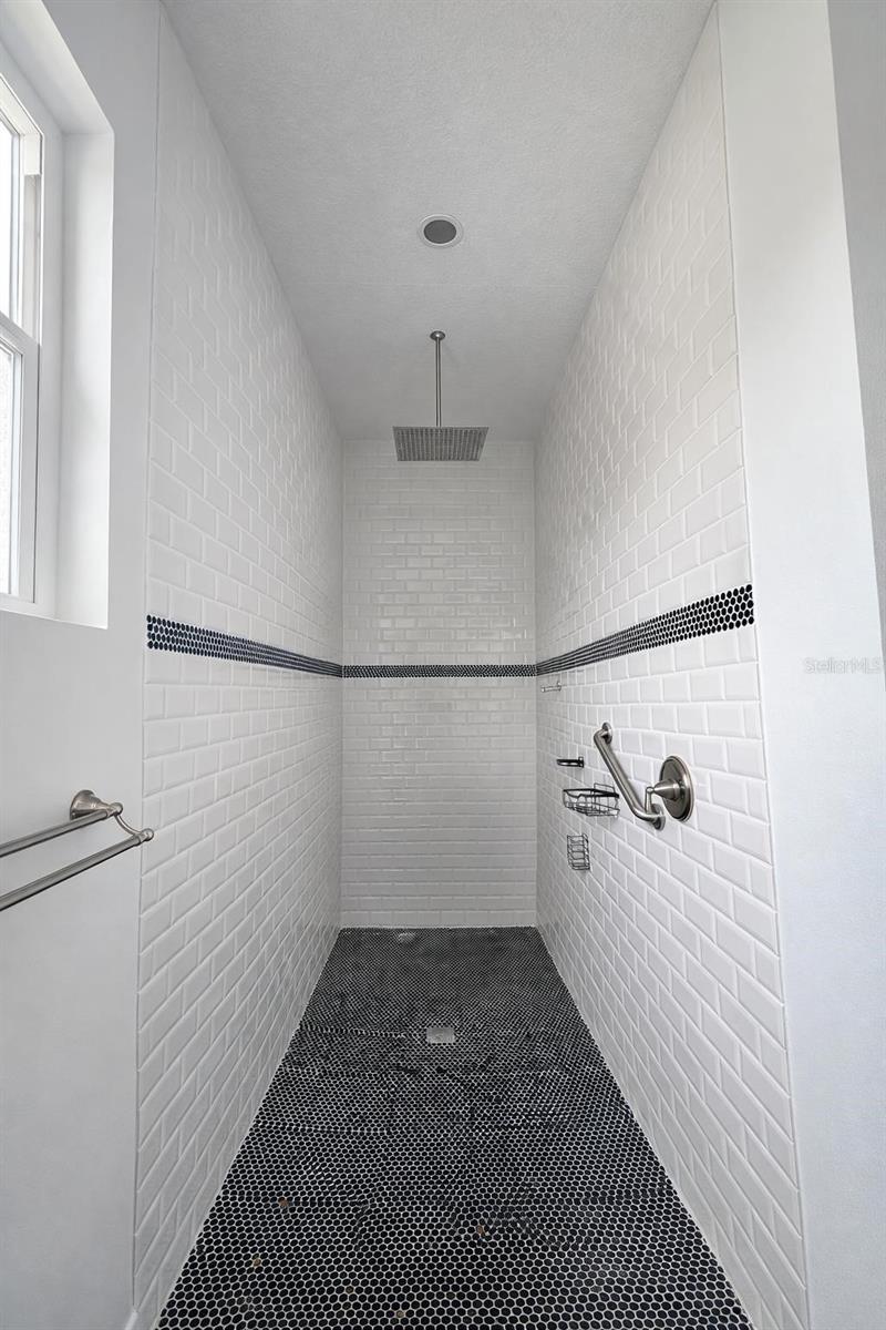 RIDGEWOOD - Residential