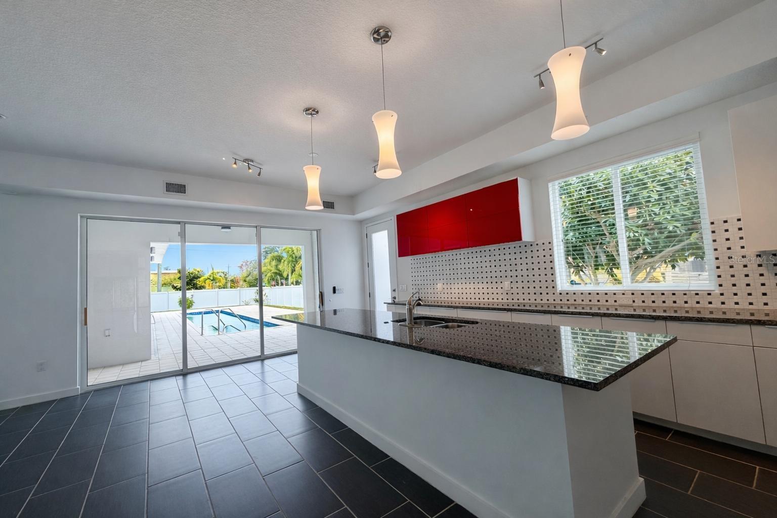 RIDGEWOOD - Residential