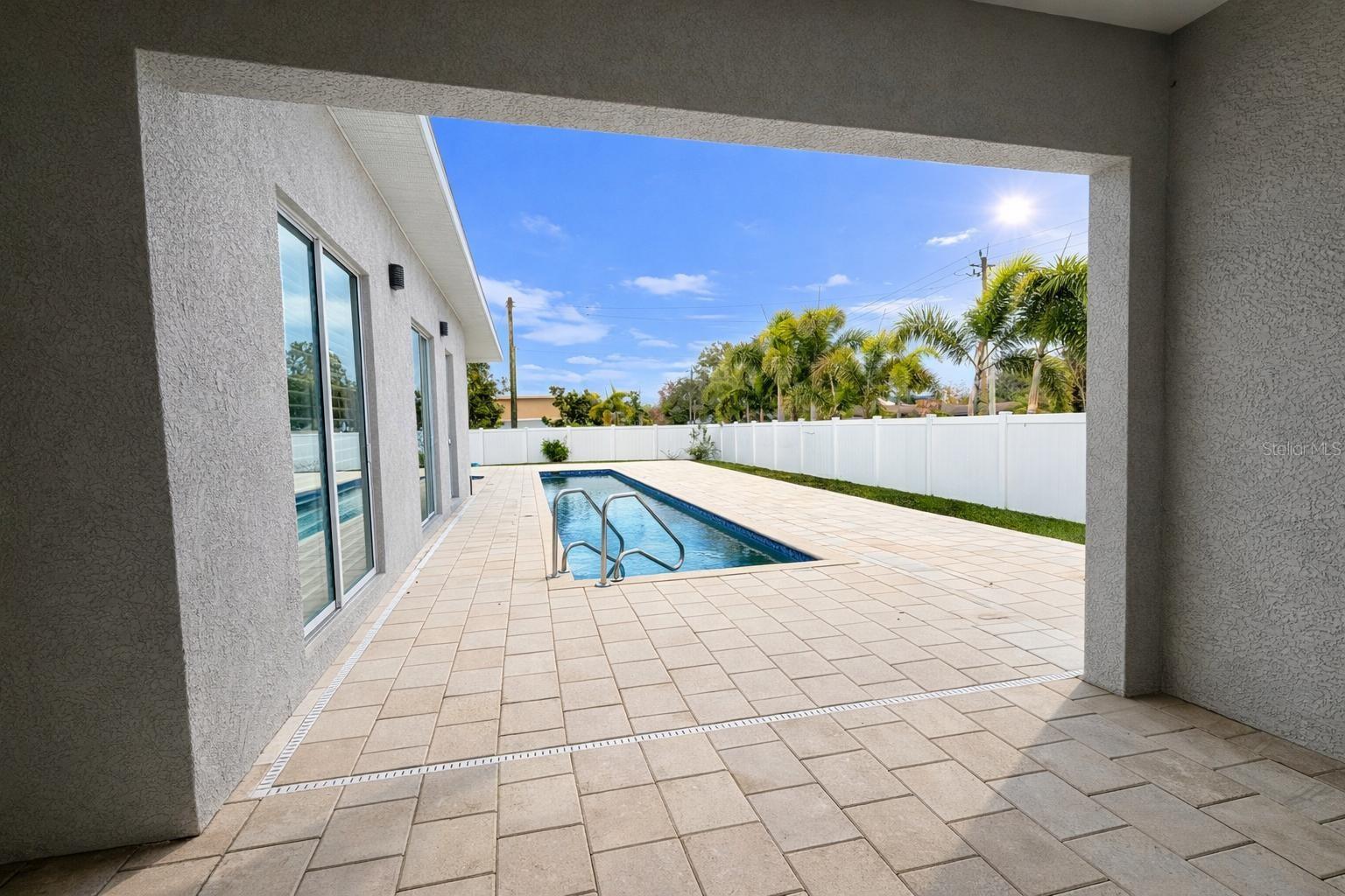 RIDGEWOOD - Residential