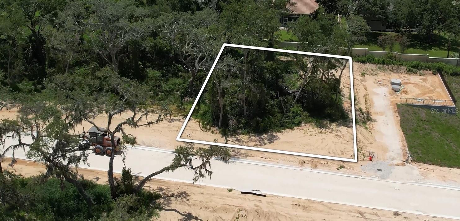 MIRROR LAKE - Residential