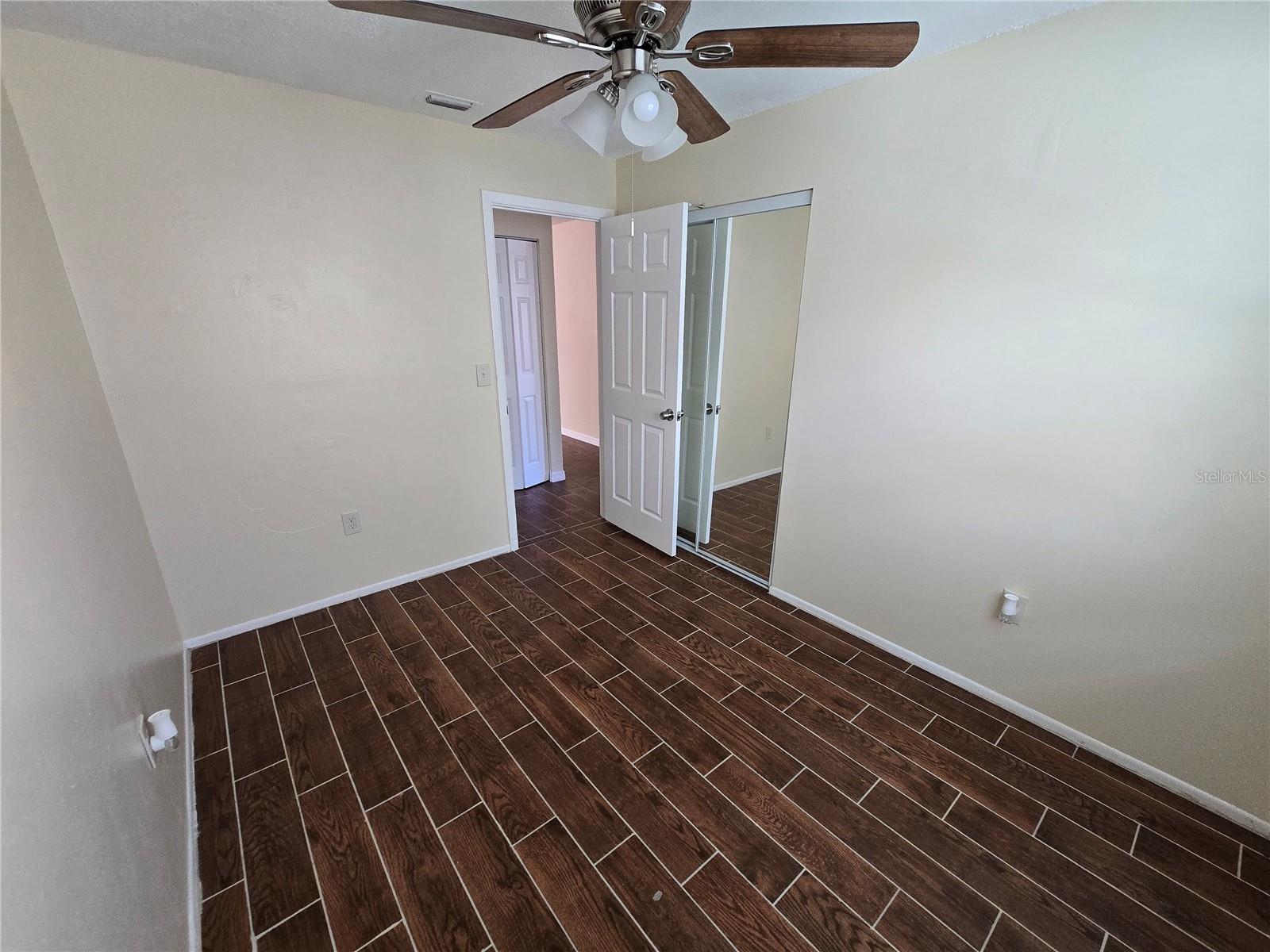 SEVEN SPGS HOMES - Residential Lease