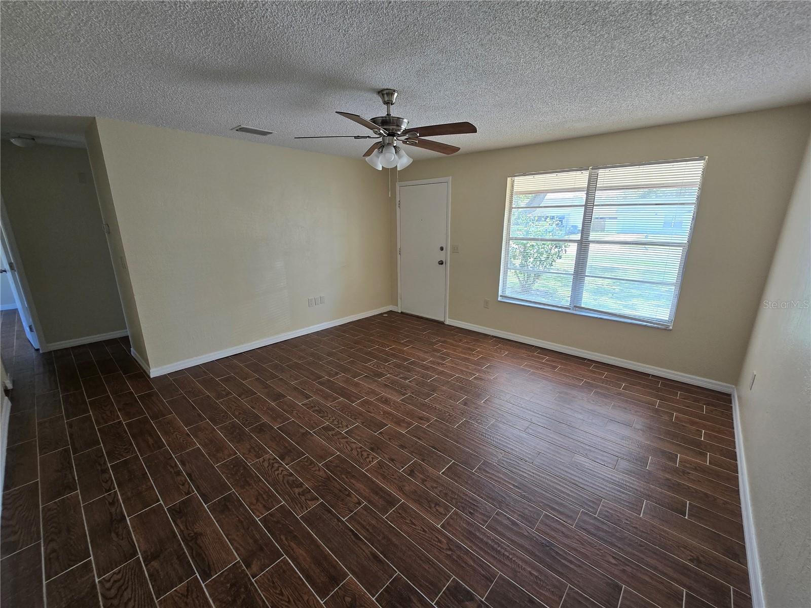 SEVEN SPGS HOMES - Residential Lease