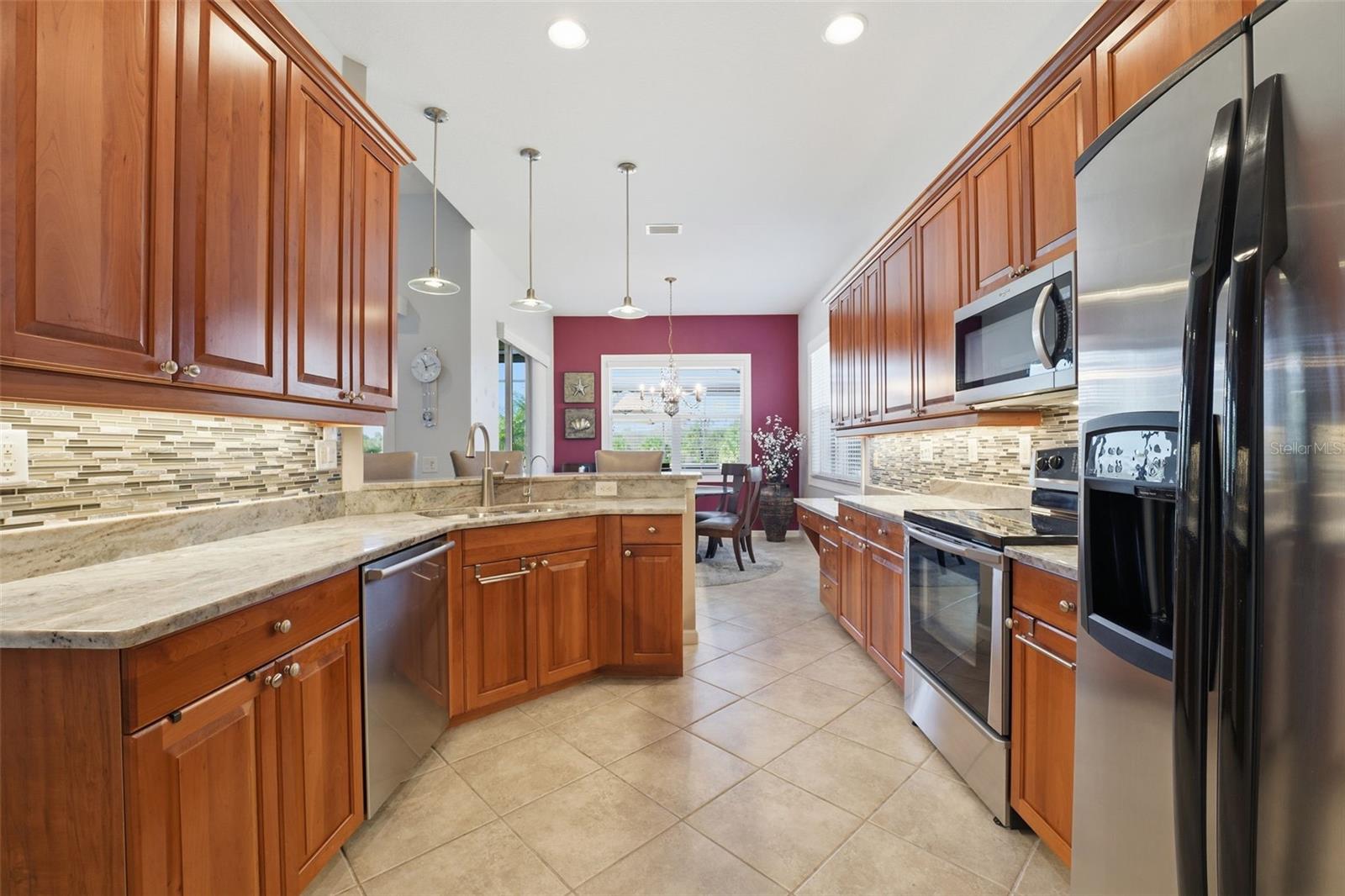 RIVERWOOD - Residential