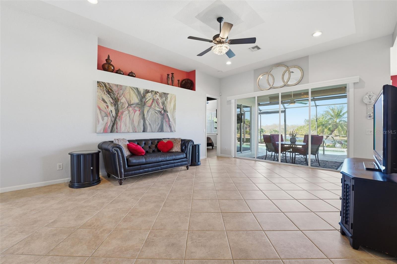 RIVERWOOD - Residential