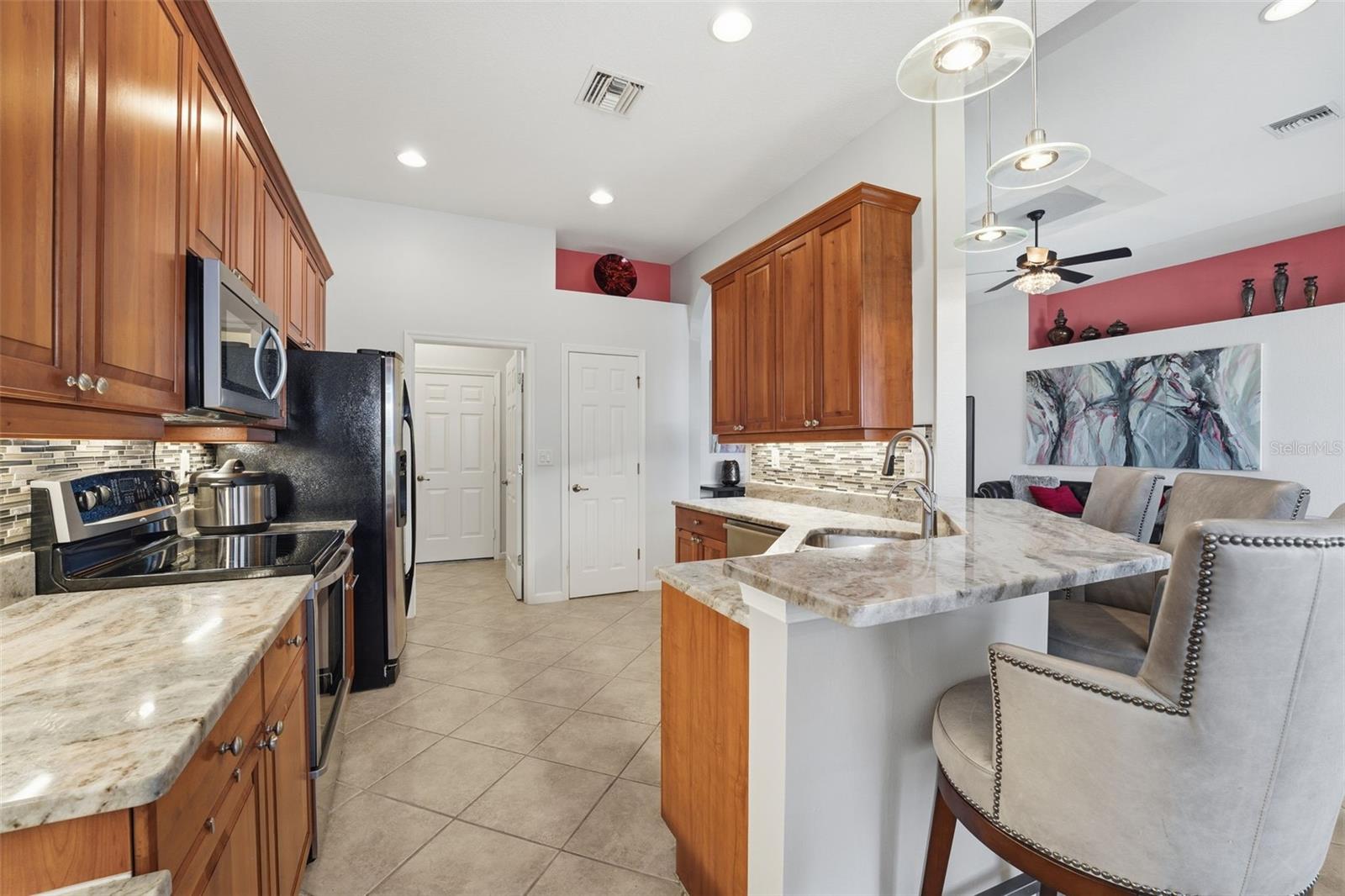 RIVERWOOD - Residential