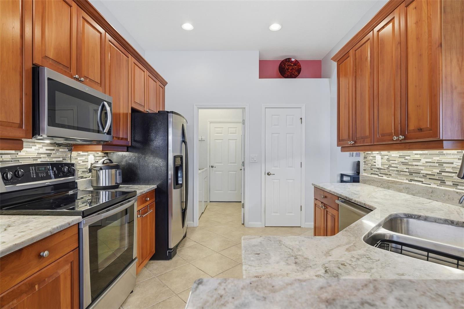 RIVERWOOD - Residential