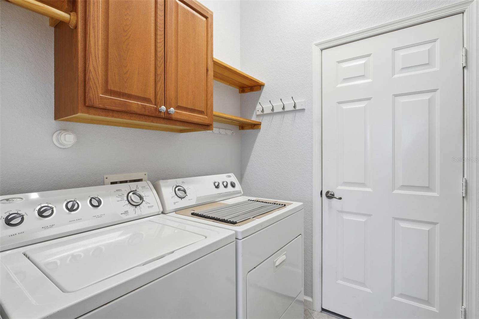 RIVERWOOD - Residential