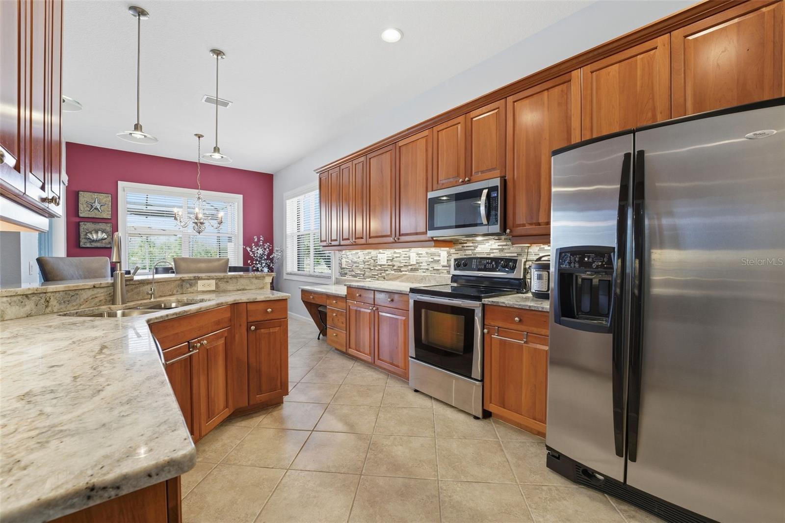 RIVERWOOD - Residential