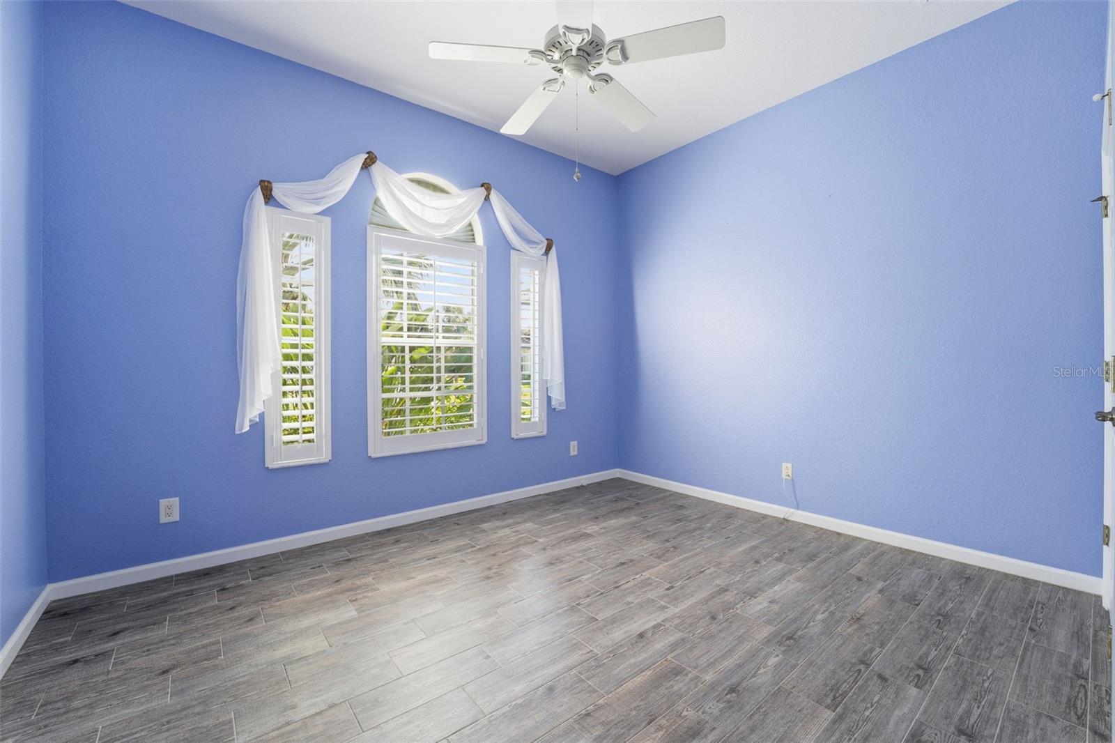 RIVERWOOD - Residential