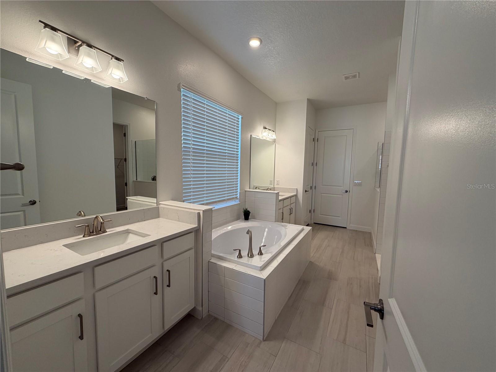 FOREST BROOKE ACTIVE ADULT PH - Residential