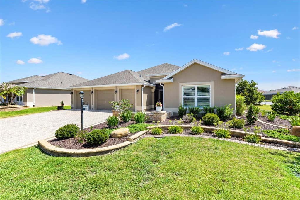 Photo of 728 Congaree Loop, The Villages, FL 32163 (MLS # G5114896)