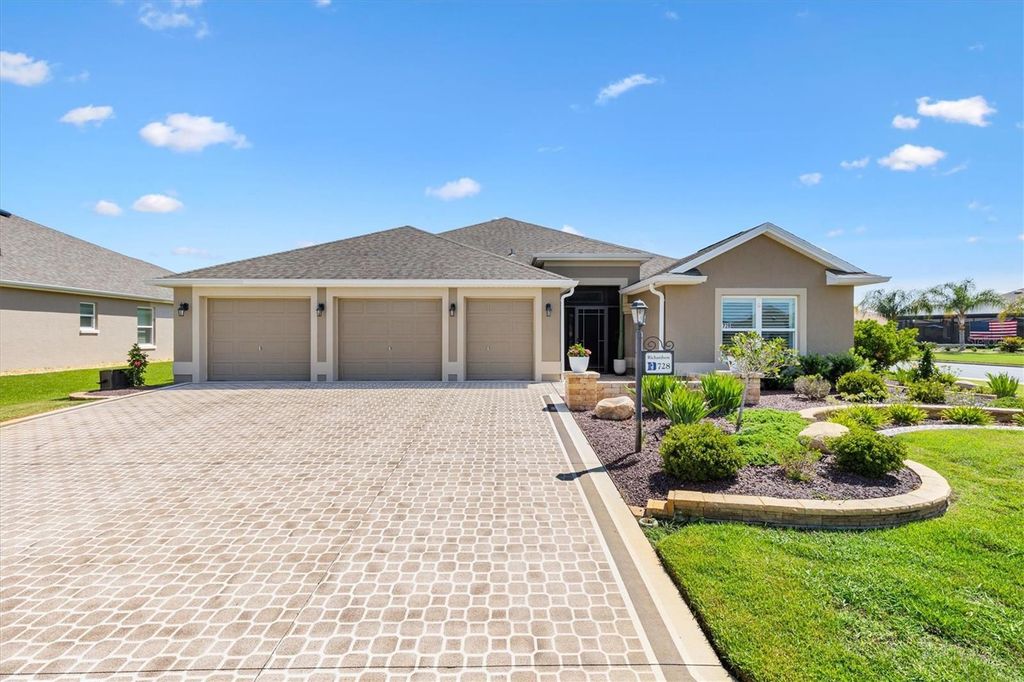Photo of 728 Congaree Loop, The Villages, FL 32163 (MLS # G5114896)