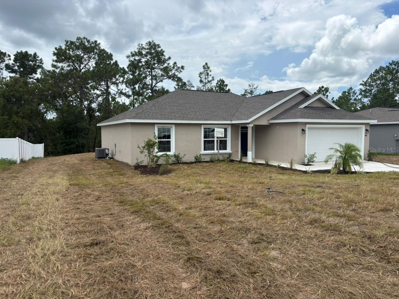2608 W ARBUTUS DRIVE