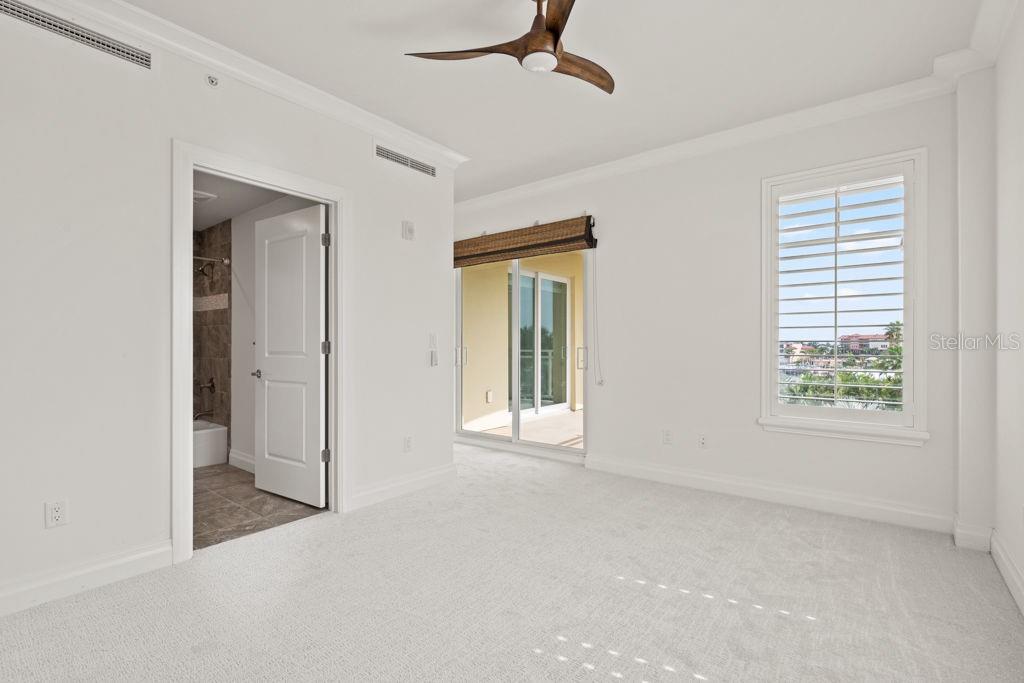 SUNSET POINTE AT COLLANY KEY CONDO - Residential