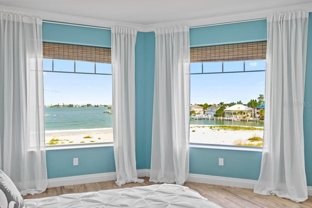 SUNSET POINTE AT COLLANY KEY CONDO - Residential