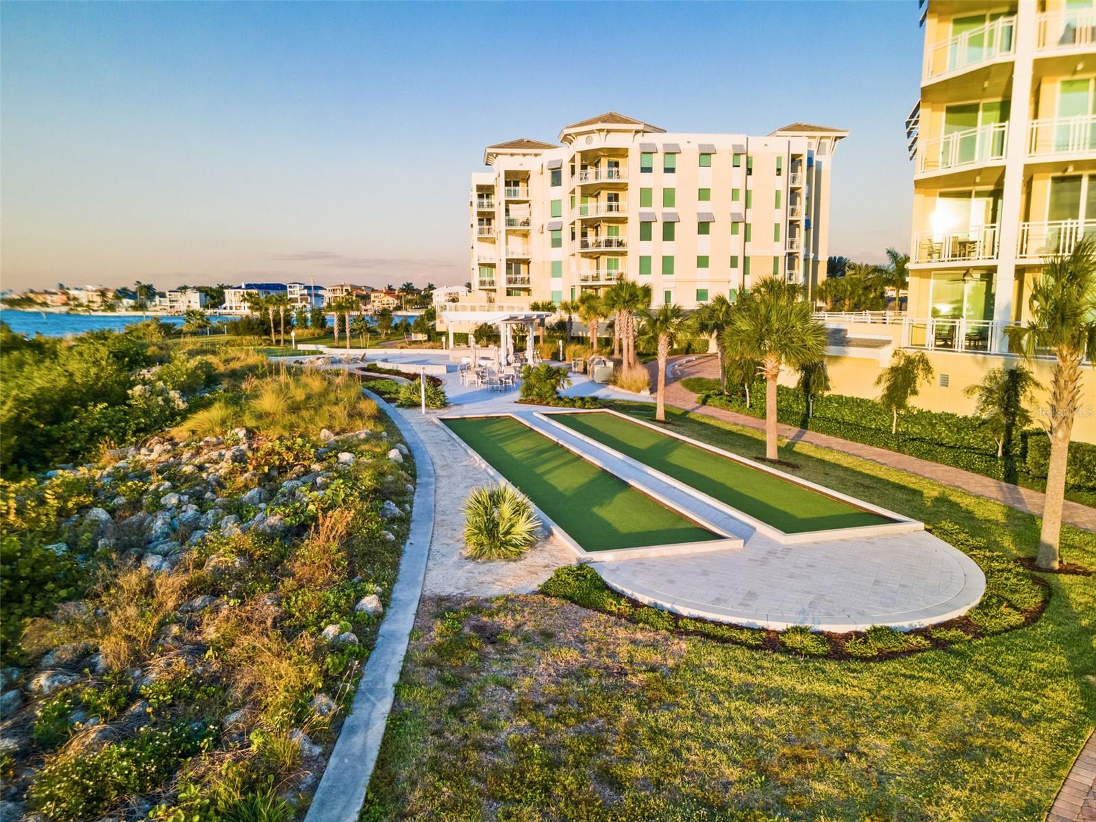 SUNSET POINTE AT COLLANY KEY CONDO - Residential