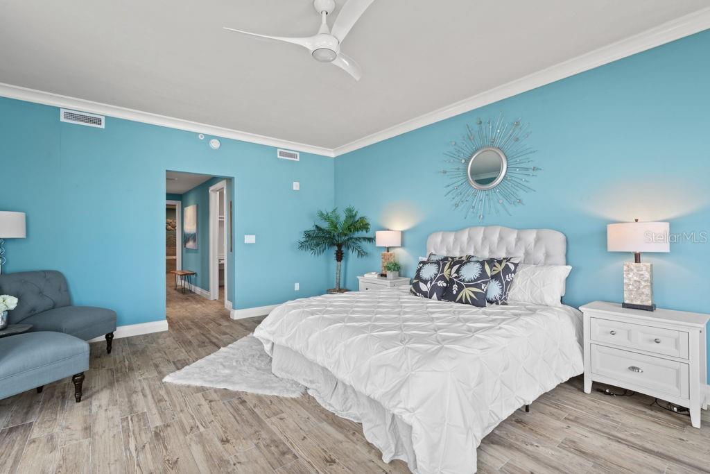 SUNSET POINTE AT COLLANY KEY CONDO - Residential