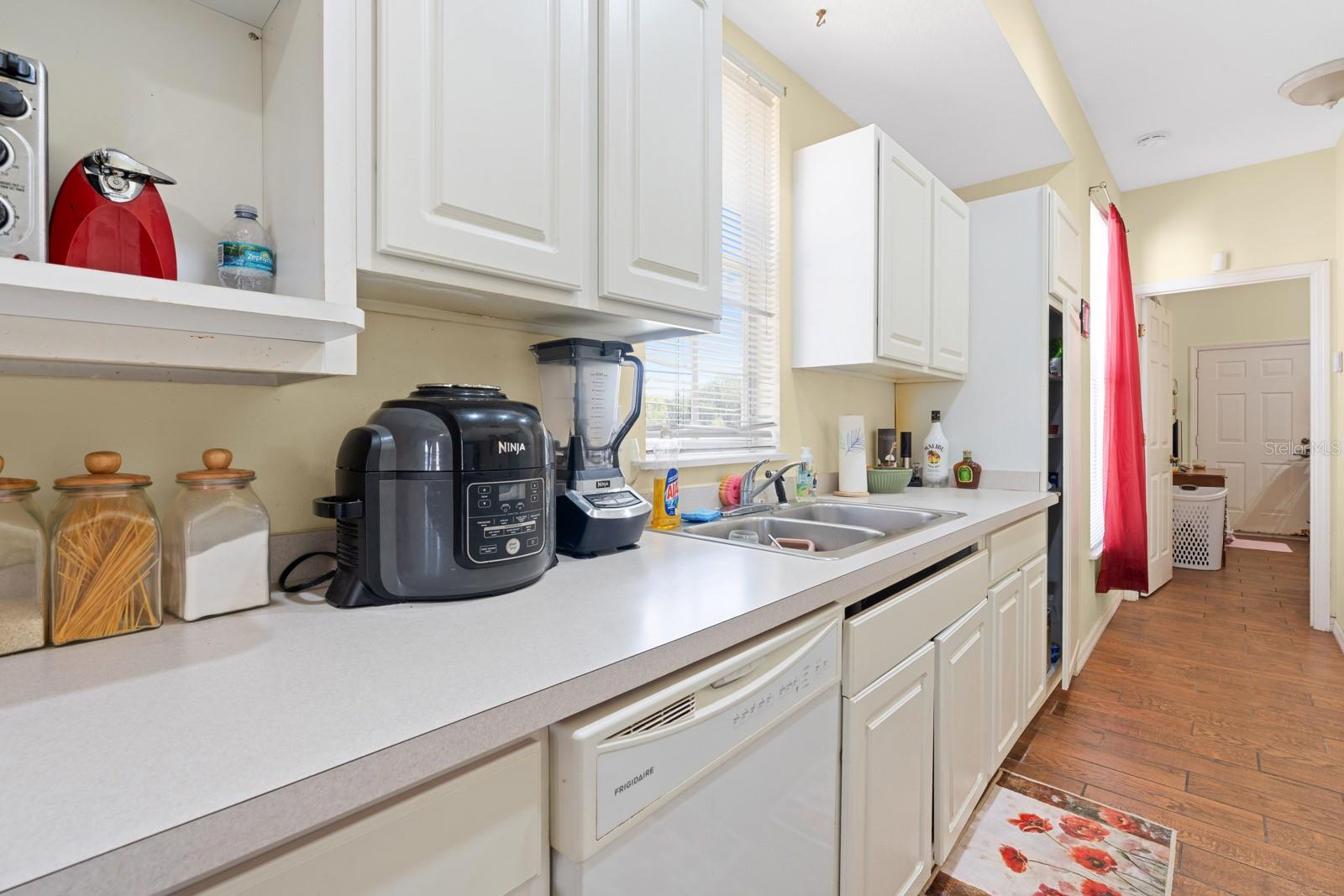 SILVER OAKS VILLAGE PH 01 - Residential