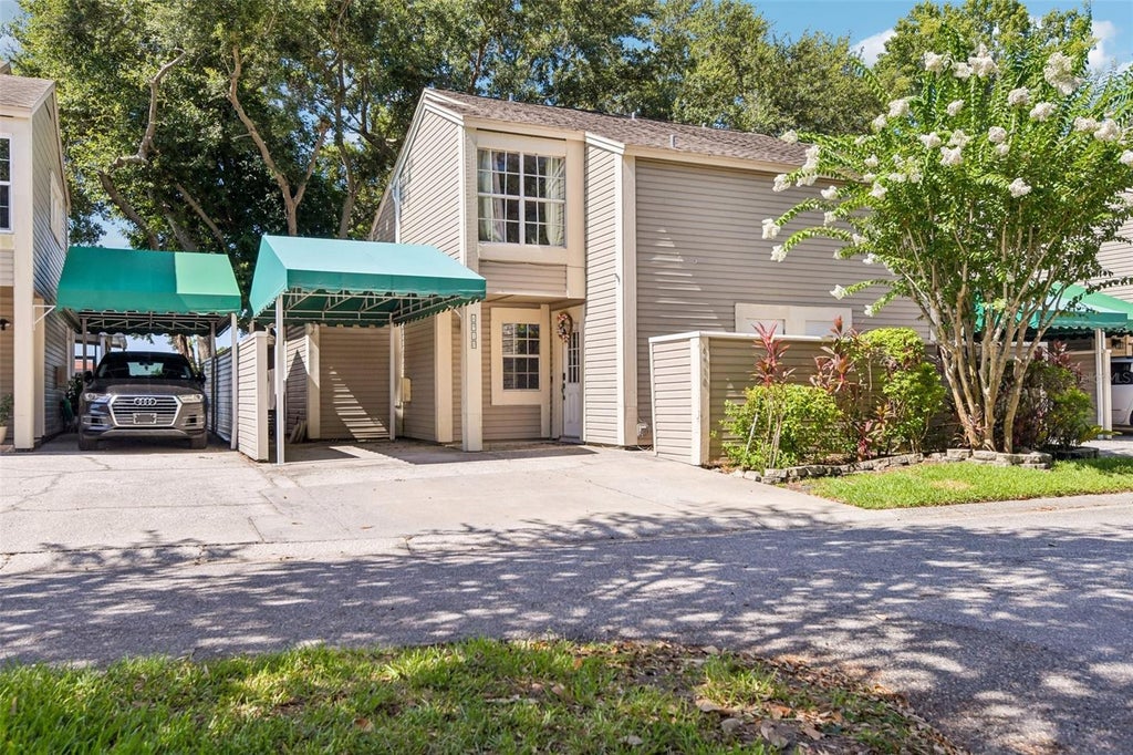 Photo of 6910 Lake Place Court, Tampa, FL 33634 (MLS # W7887032)