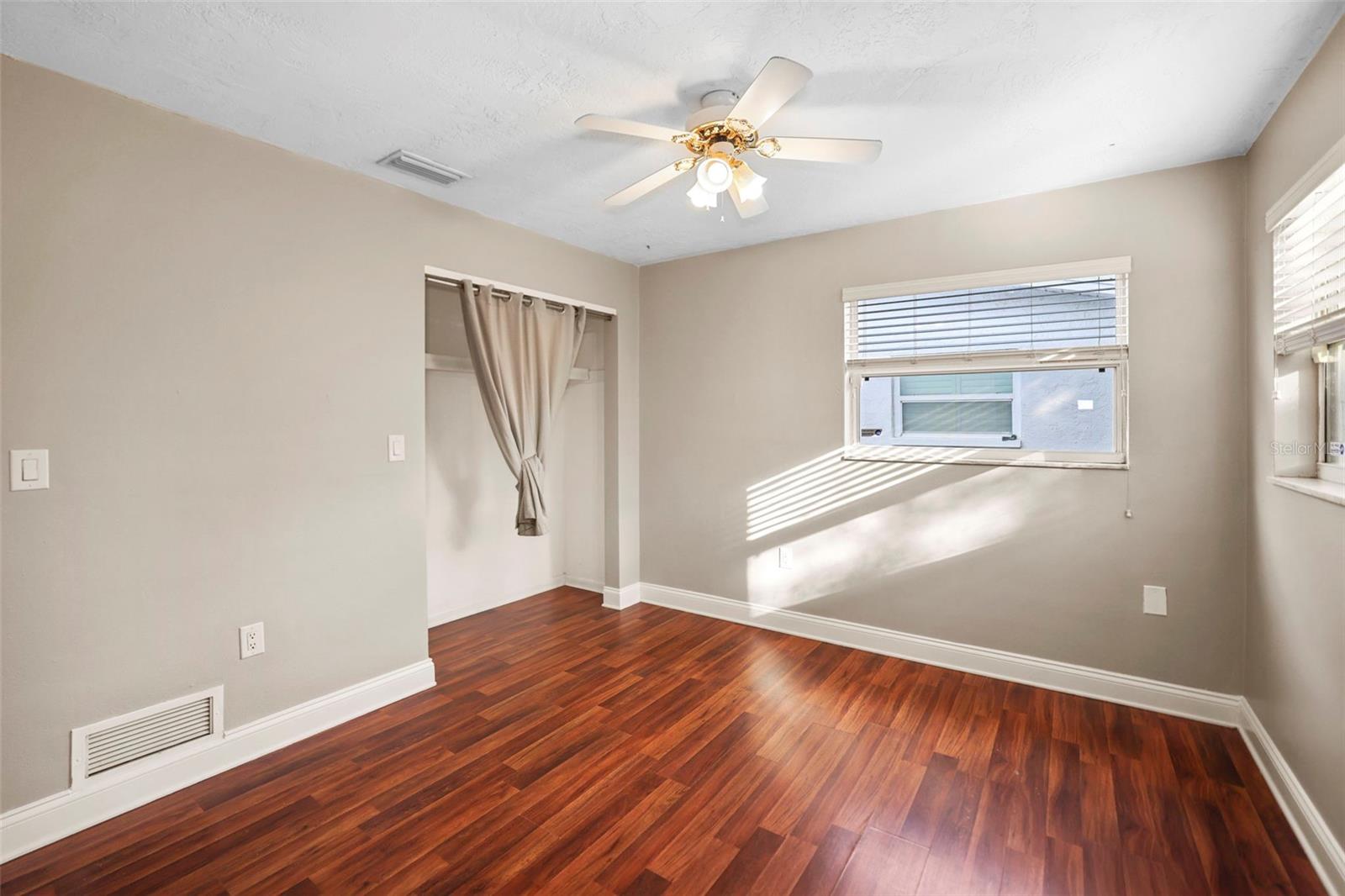 CURLEW GROVES UNIT ONE - Residential