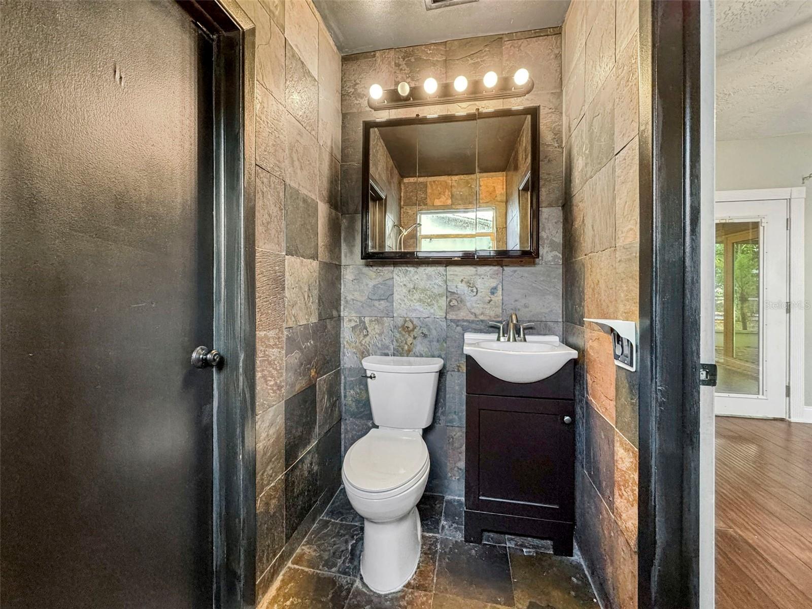 CURLEW GROVES UNIT ONE - Residential