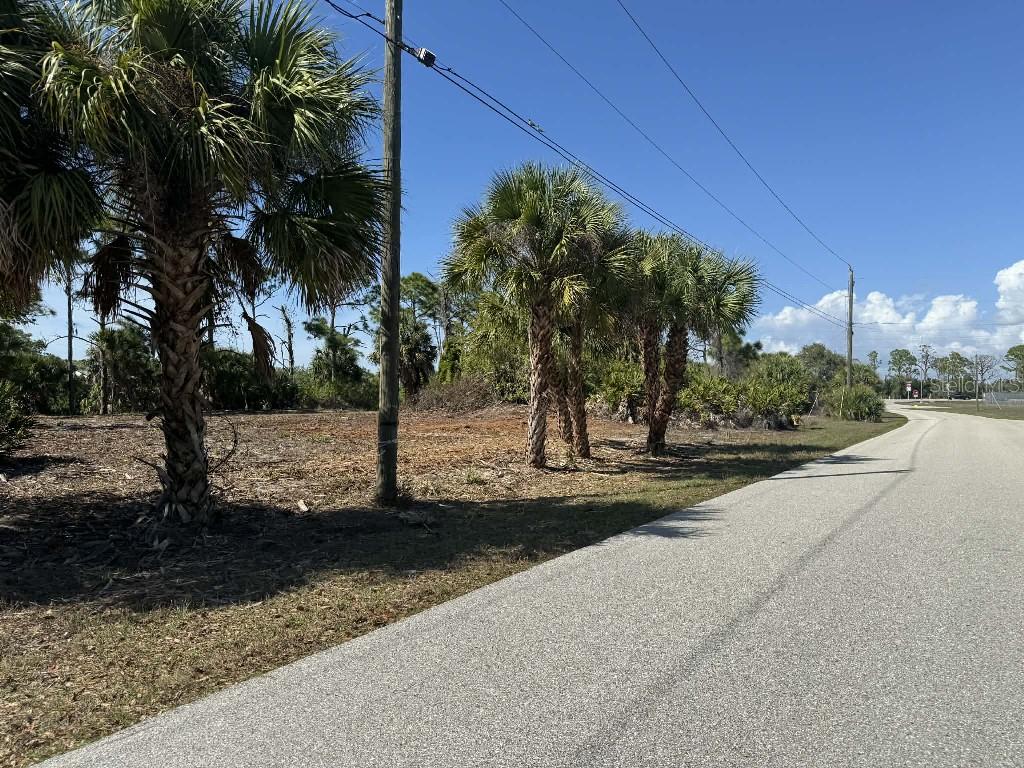 PORT CHARLOTTE SEC 063 - Land