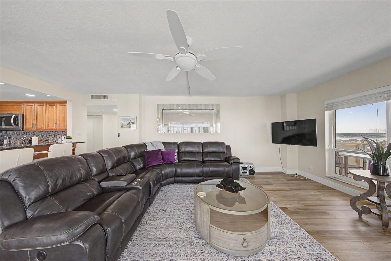 1621 GULF BOULEVARD 1601