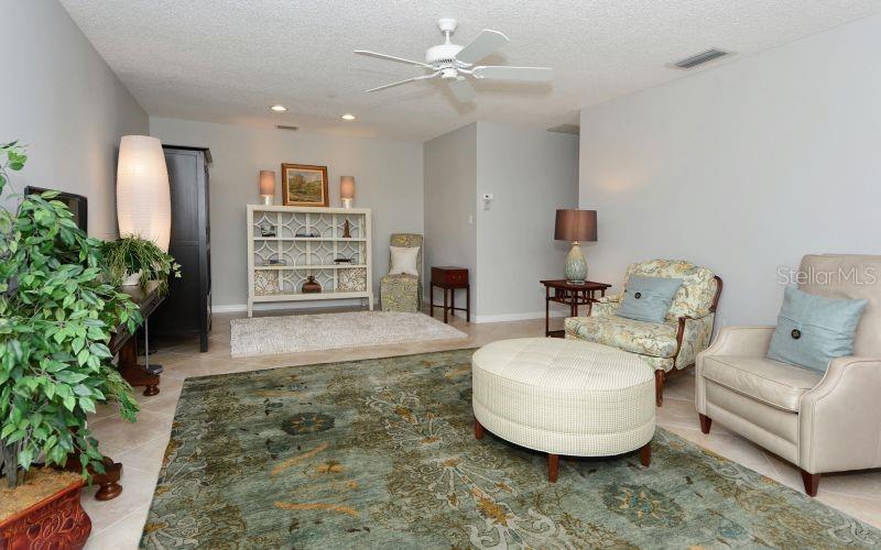 CENTER GATE VILLAGE 3 - Residential Lease