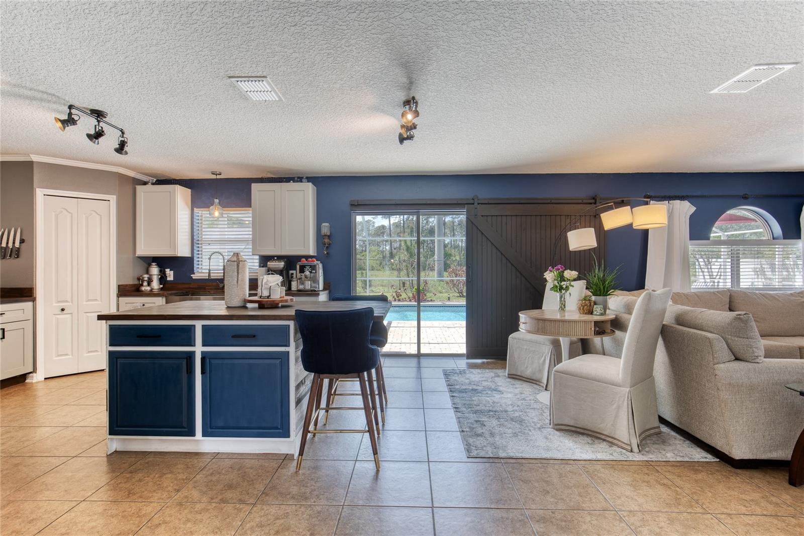 SEMINOLE WOODS - Residential