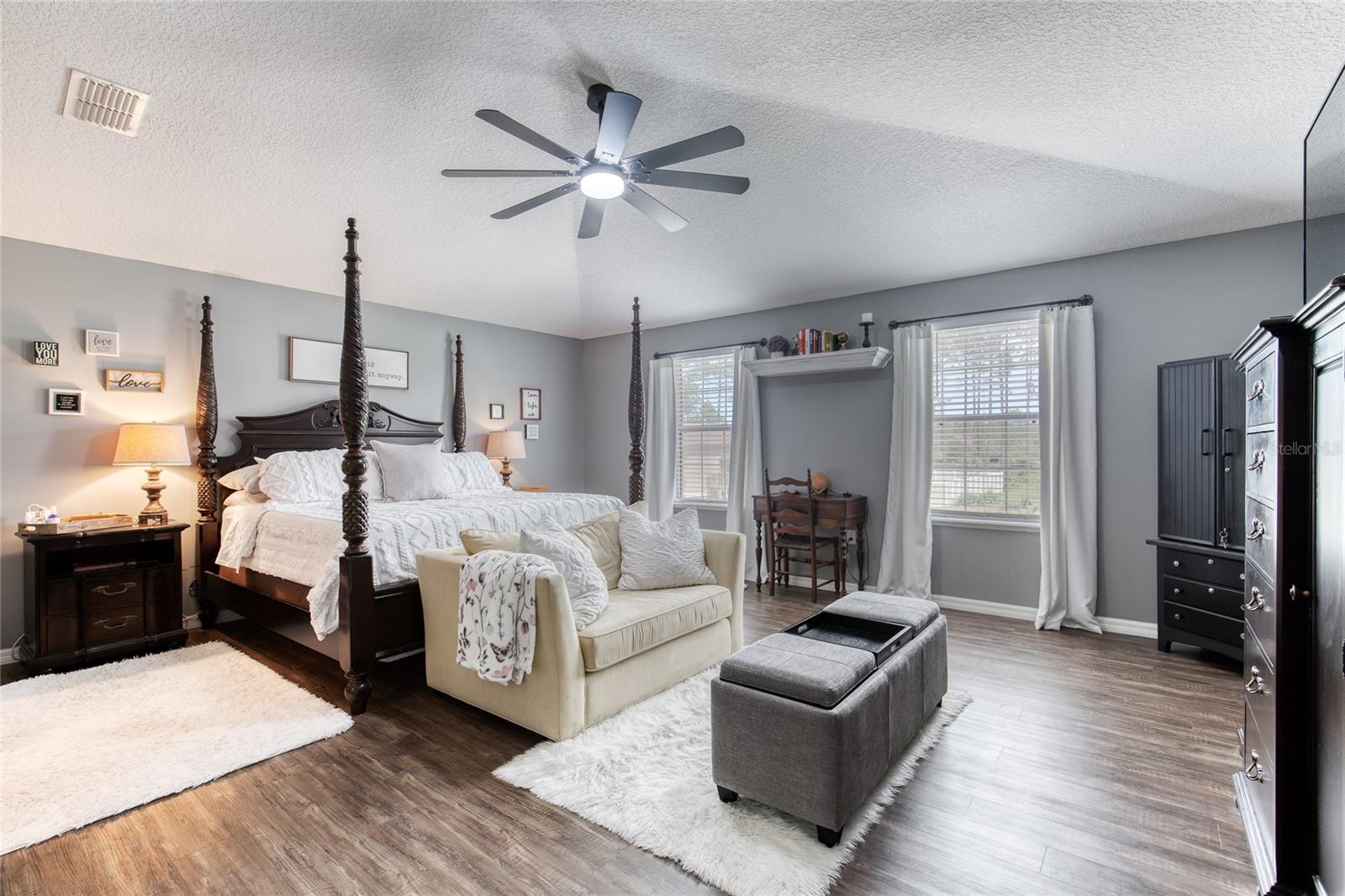 SEMINOLE WOODS - Residential