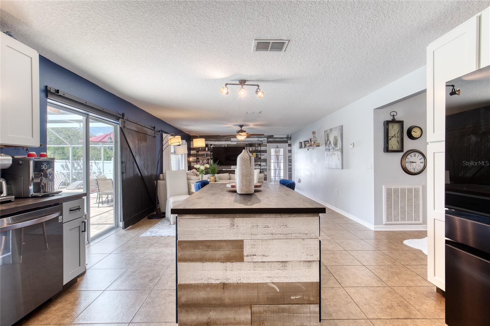 SEMINOLE WOODS - Residential