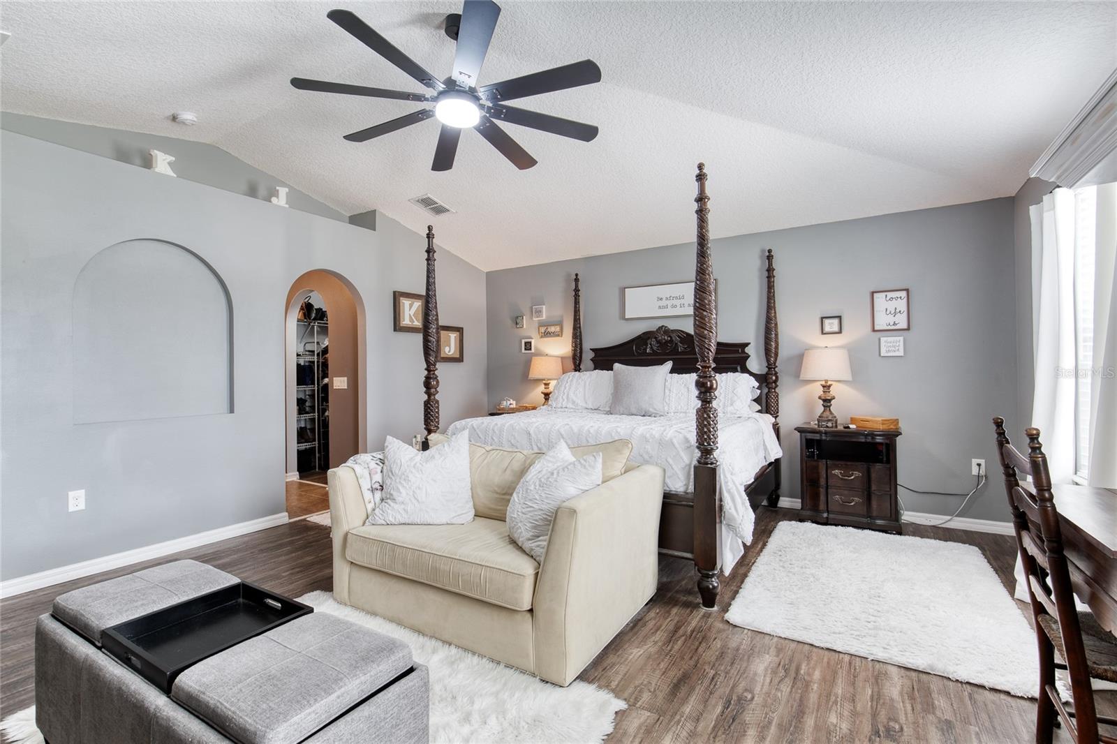 SEMINOLE WOODS - Residential
