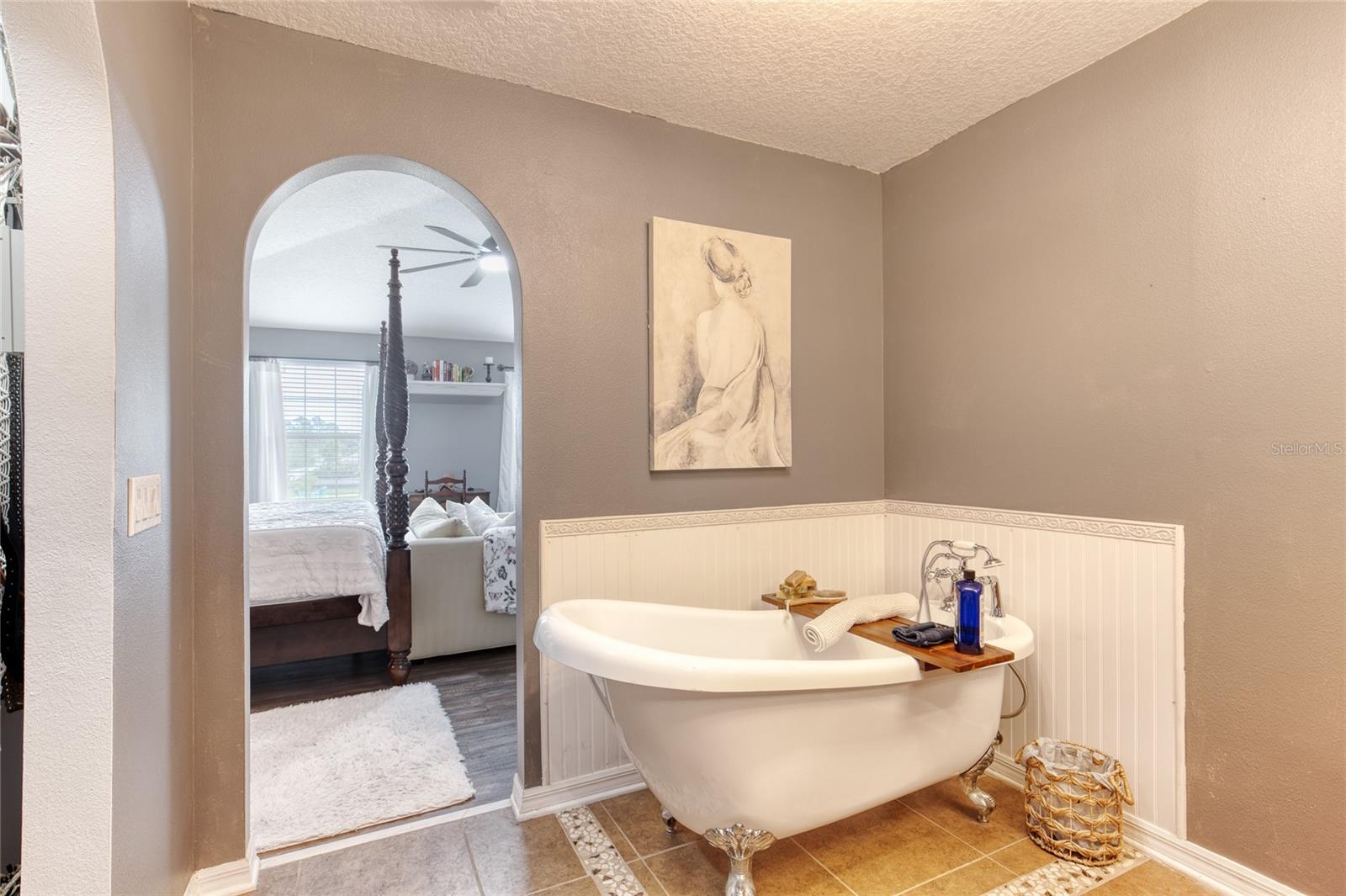 SEMINOLE WOODS - Residential