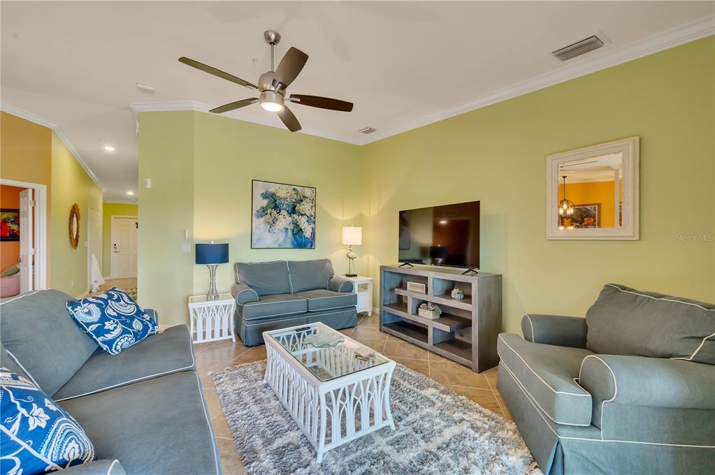 VERANDA IL/LAKEWOOD NATIONAL A - Residential Lease