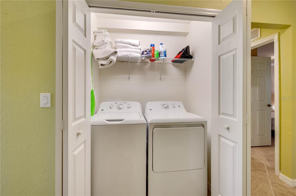 VERANDA IL/LAKEWOOD NATIONAL A - Residential Lease