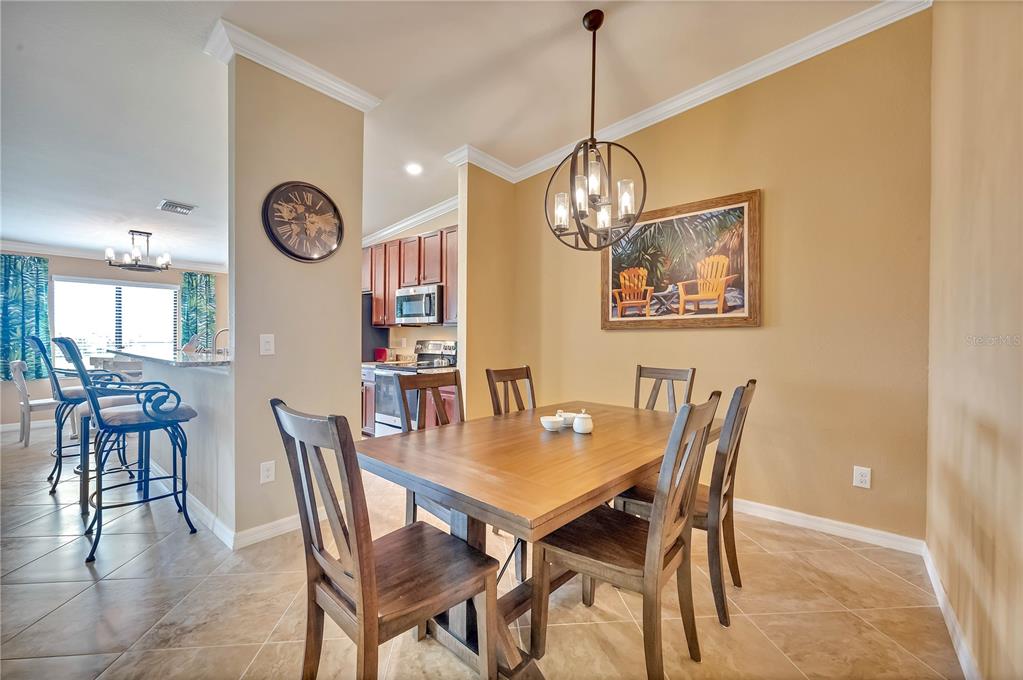 VERANDA IL/LAKEWOOD NATIONAL A - Residential Lease