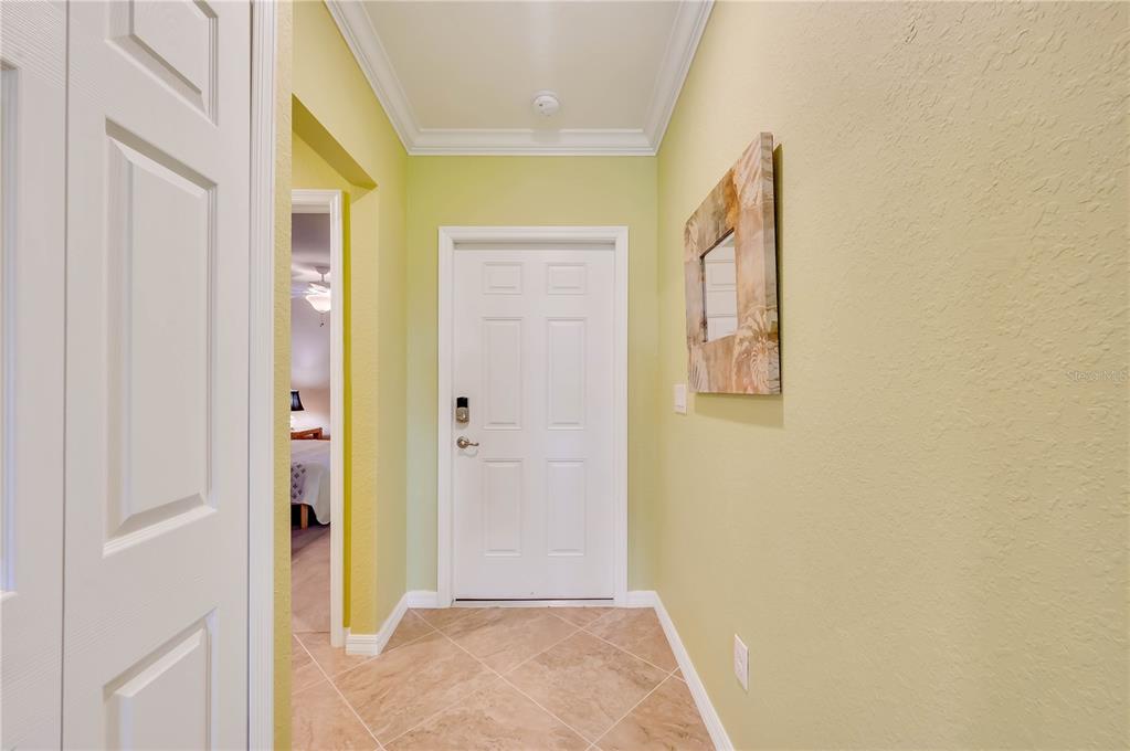 VERANDA IL/LAKEWOOD NATIONAL A - Residential Lease