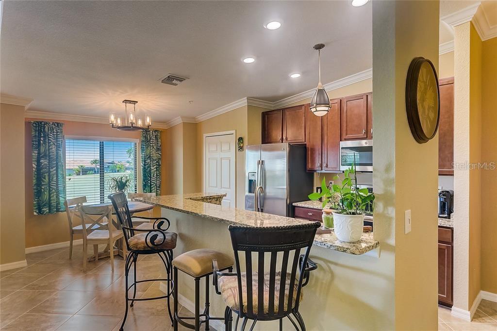 VERANDA IL/LAKEWOOD NATIONAL A - Residential Lease