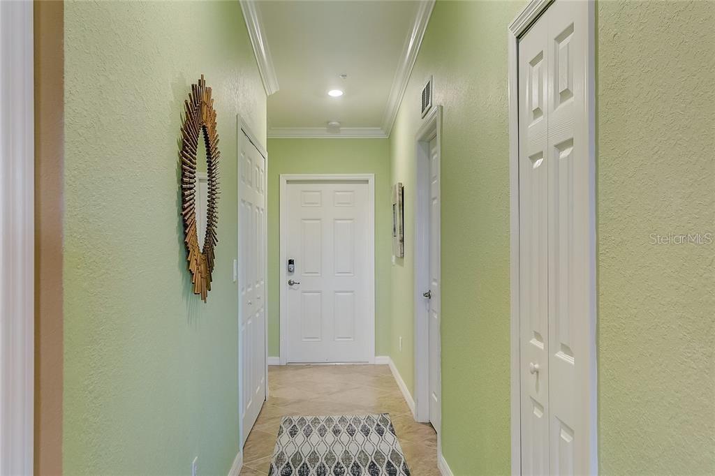 VERANDA IL/LAKEWOOD NATIONAL A - Residential Lease