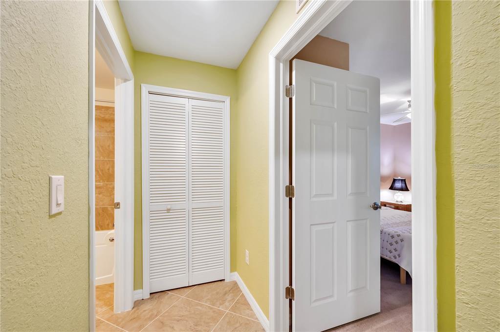 VERANDA IL/LAKEWOOD NATIONAL A - Residential Lease