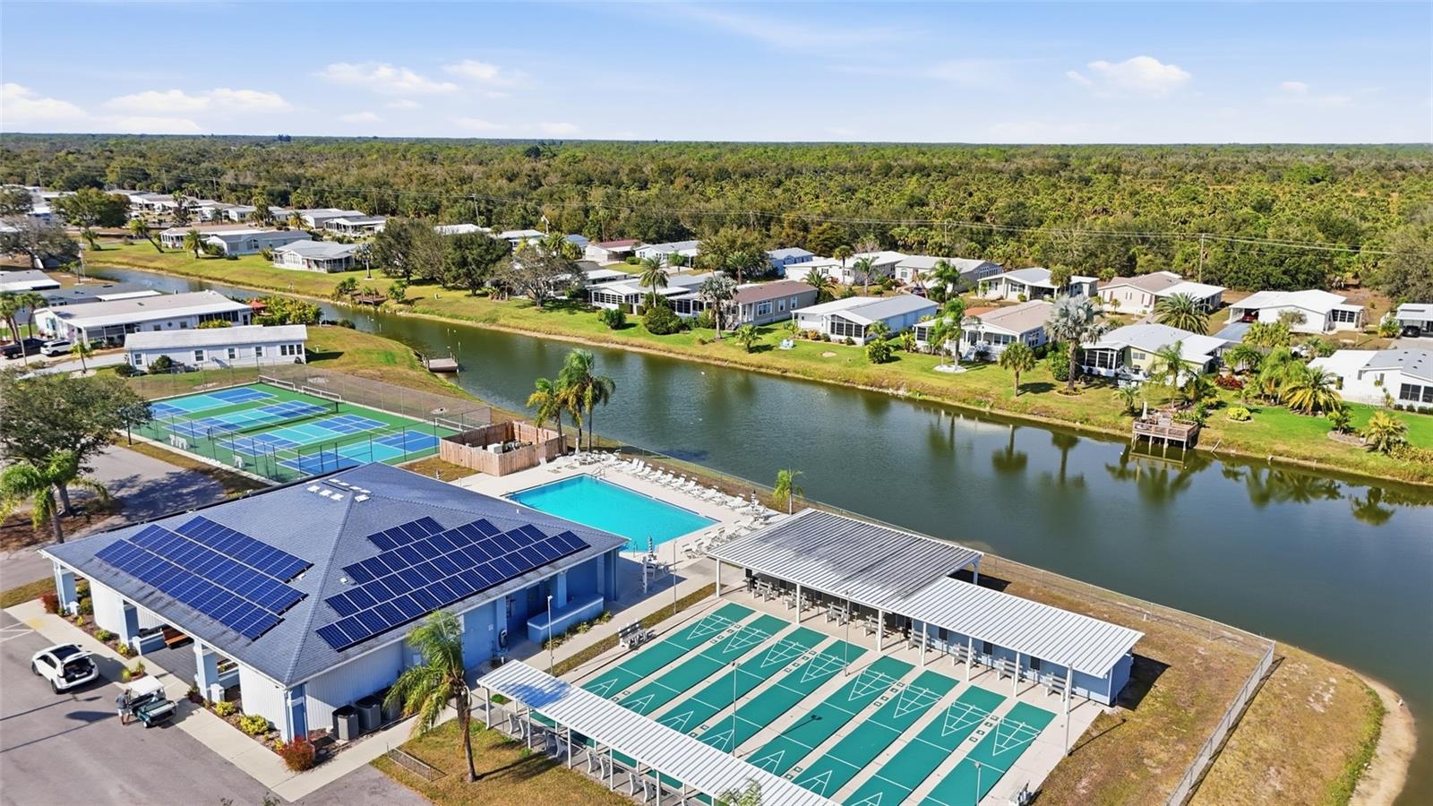 LEMON BAY ISLES PH 04 - Residential