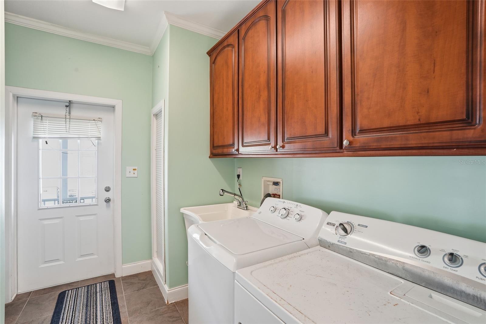 LEMON BAY ISLES PH 04 - Residential