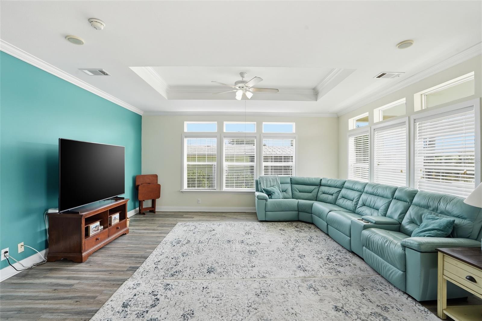 LEMON BAY ISLES PH 04 - Residential